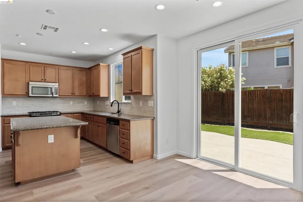 60 Narcissus Court Oakley CA 94561