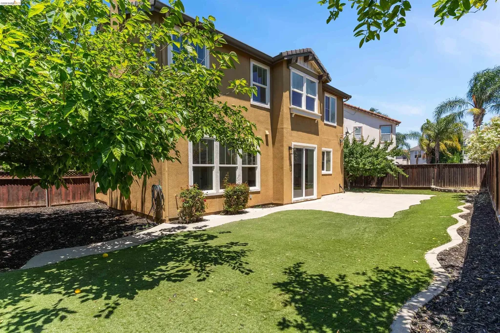 60 Narcissus Court Oakley CA 94561