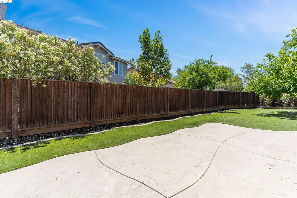 60 Narcissus Court Oakley CA 94561