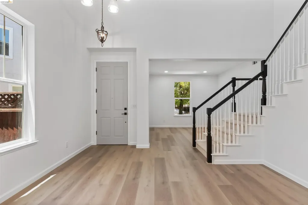 60 Narcissus Court Oakley CA 94561