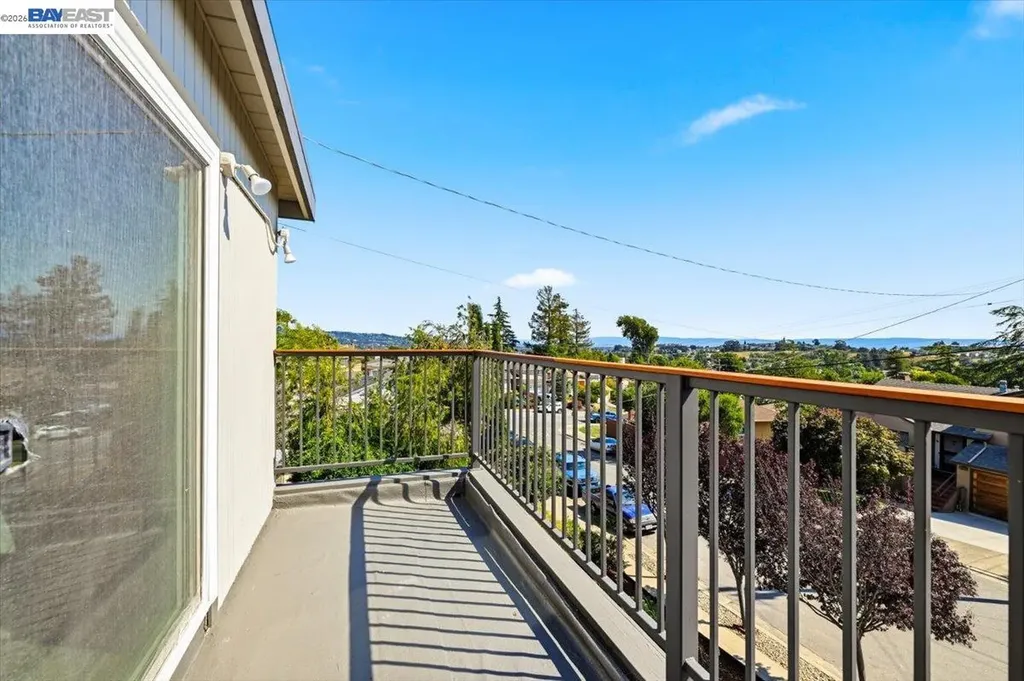 17888 Mayflower Drive Castro Valley CA 94546