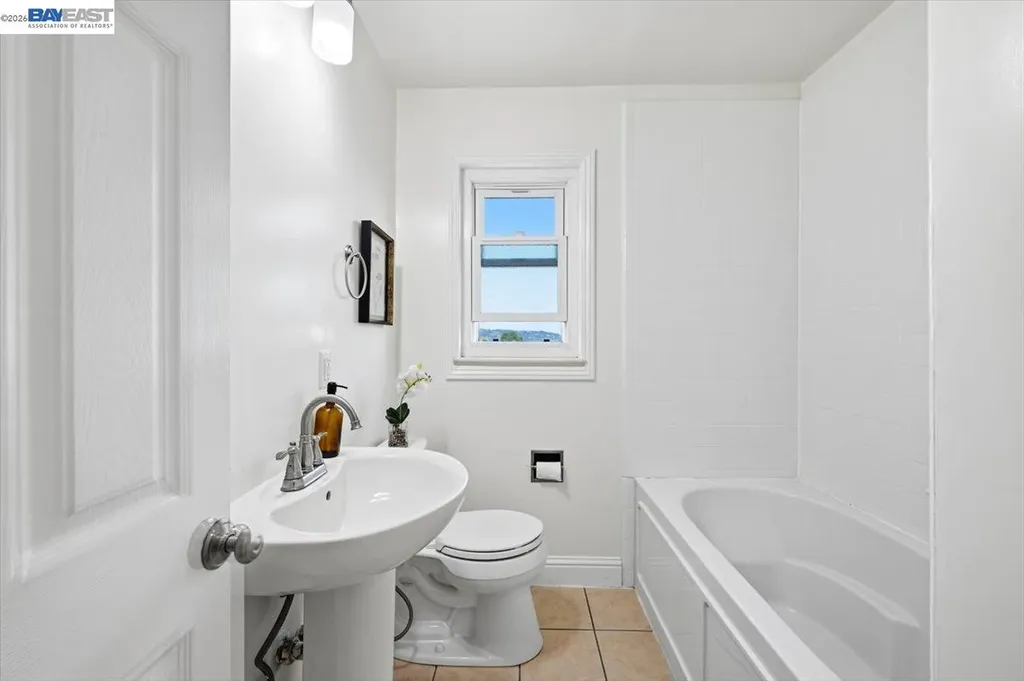 17888 Mayflower Drive Castro Valley CA 94546