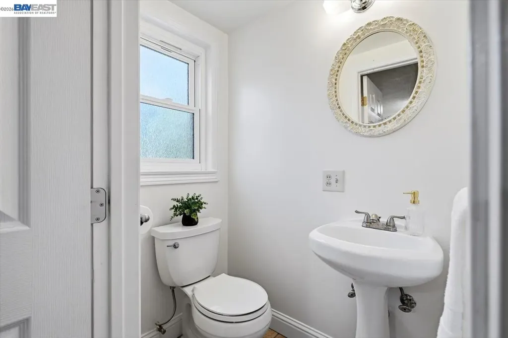 17888 Mayflower Drive Castro Valley CA 94546