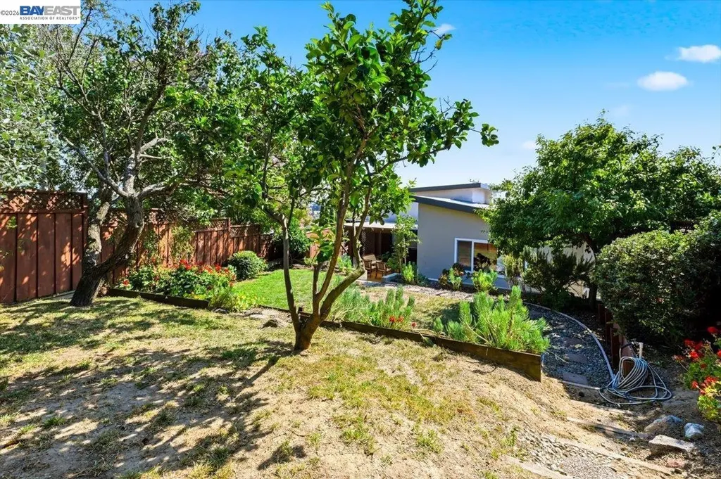 17888 Mayflower Drive Castro Valley CA 94546