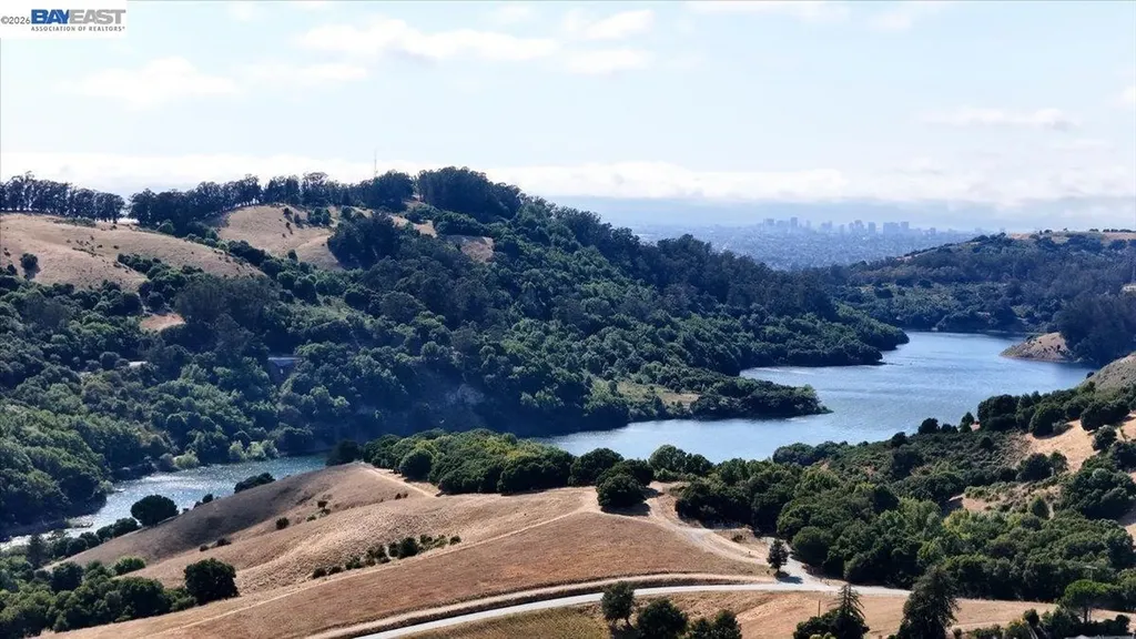 17888 Mayflower Drive Castro Valley CA 94546