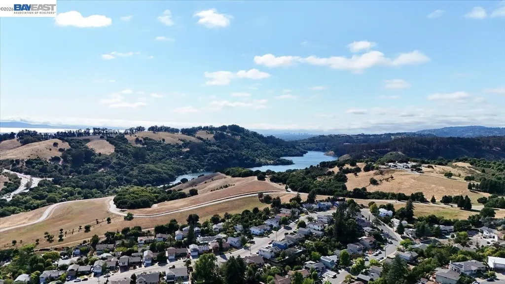 17888 Mayflower Drive Castro Valley CA 94546