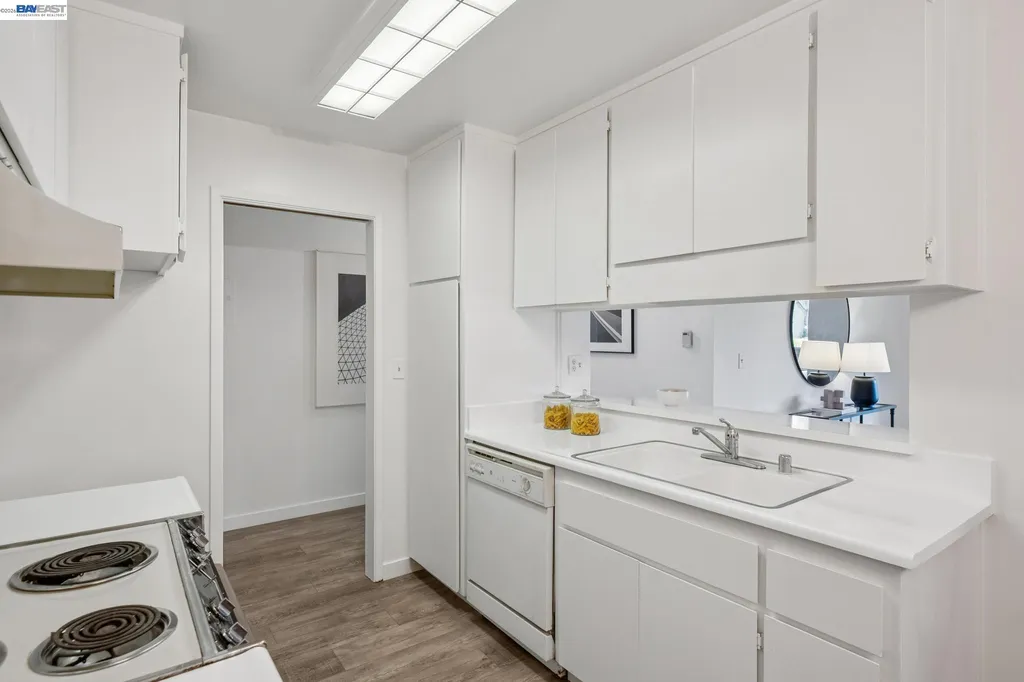 1327 Webster Street Alameda CA 94501