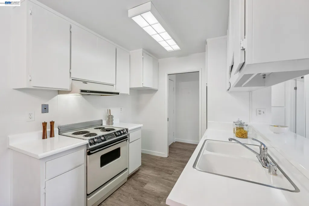 1327 Webster Street Alameda CA 94501