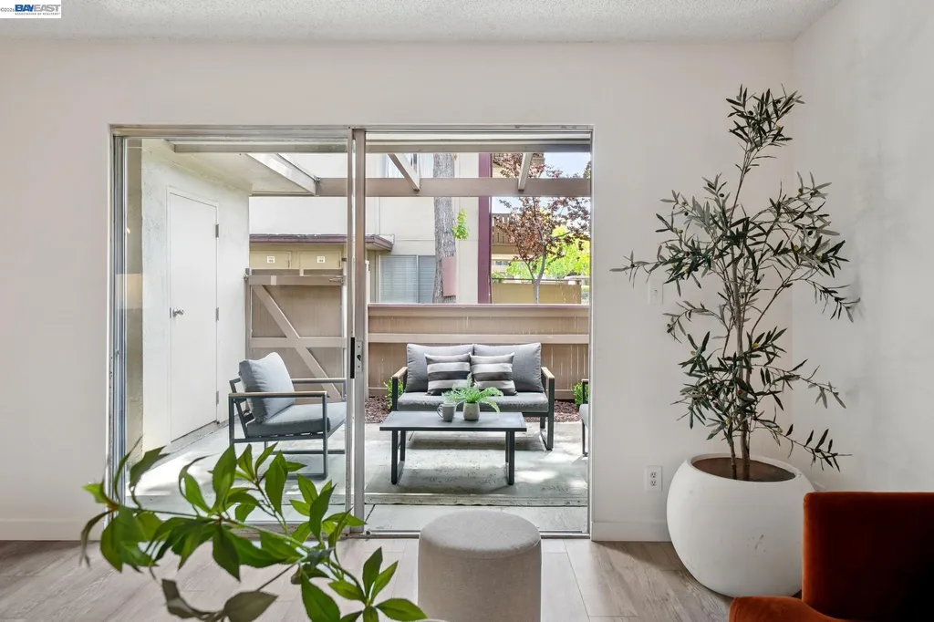 1327 Webster Street Alameda CA 94501