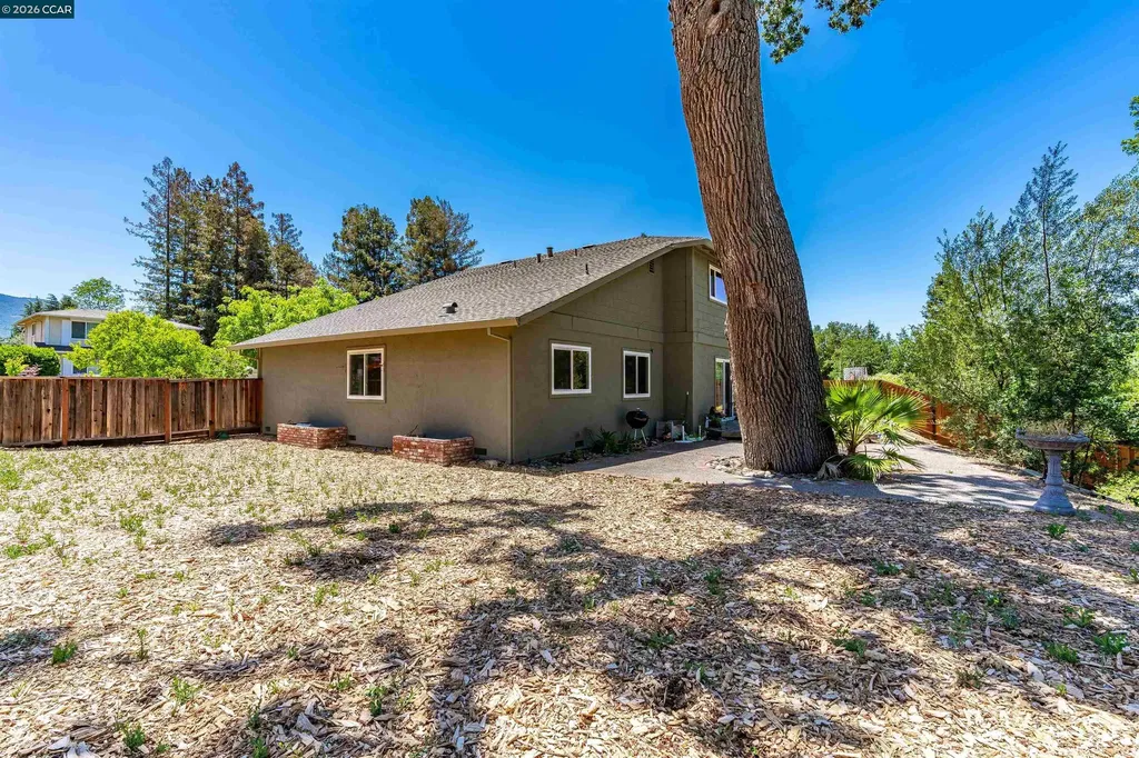 1829 Yolanda Circle Clayton CA 94517