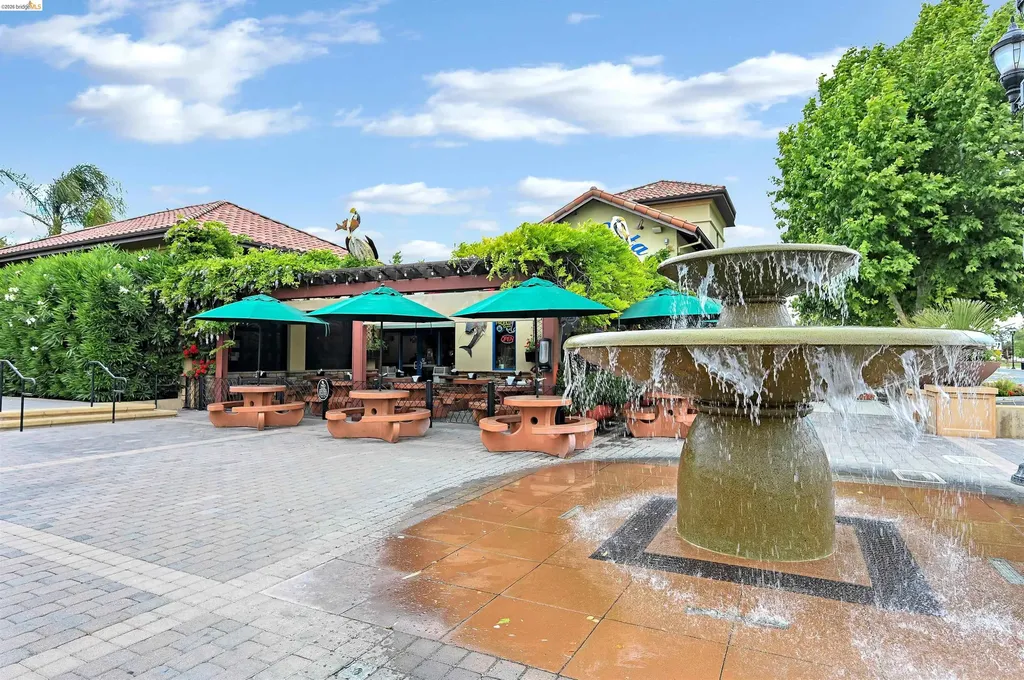 504 Spruce Way Oakley CA 94561