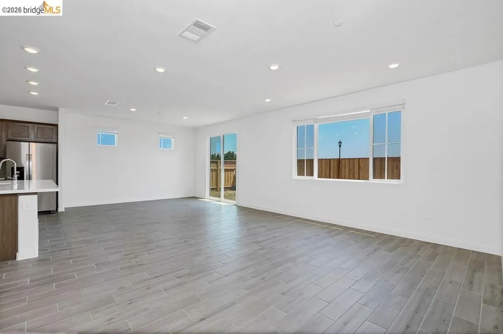 504 Spruce Way Oakley CA 94561