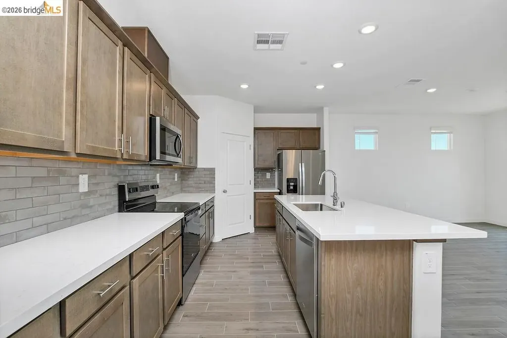 504 Spruce Way Oakley CA 94561