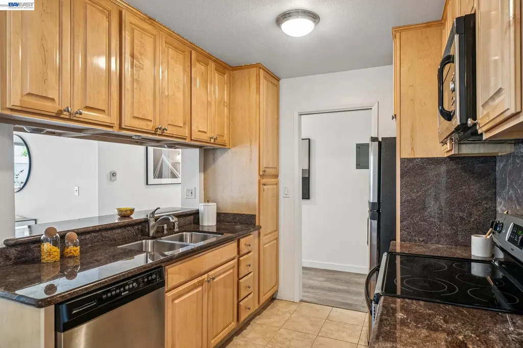 1327 Webster Street Alameda CA 94501