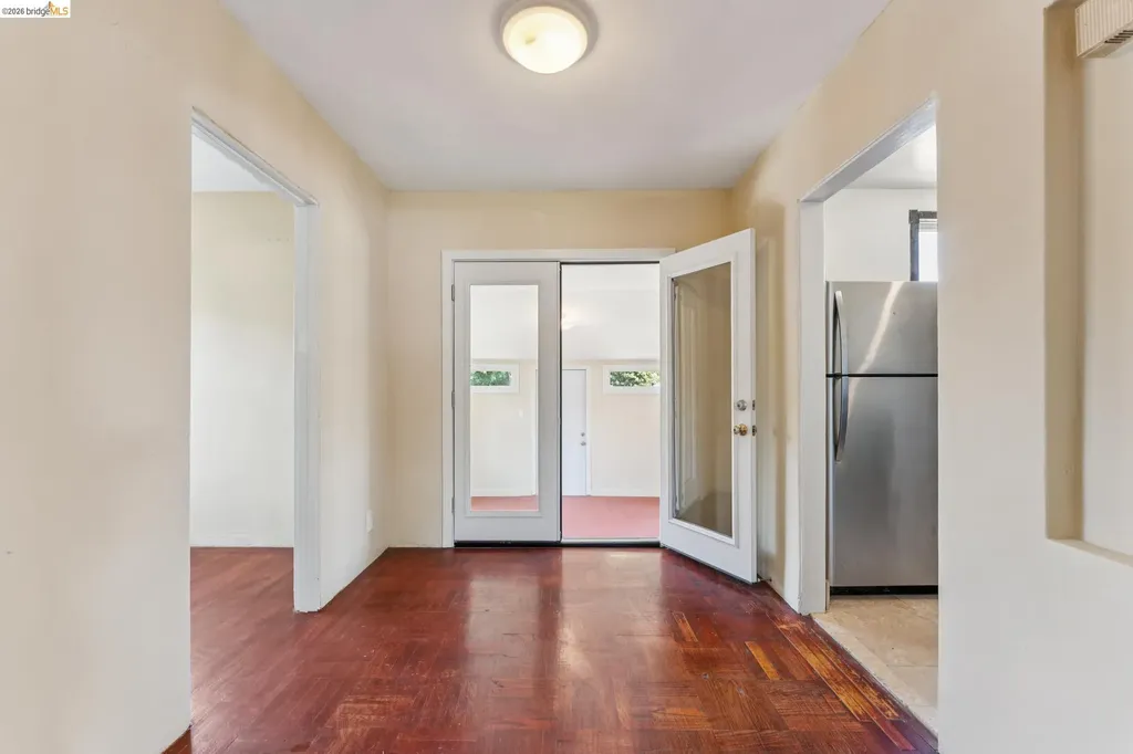 2879 Rheem Avenue Richmond CA 94804