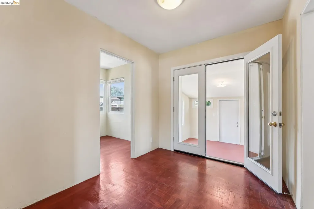 2879 Rheem Avenue Richmond CA 94804