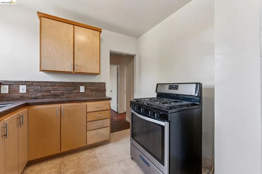 2879 Rheem Avenue Richmond CA 94804