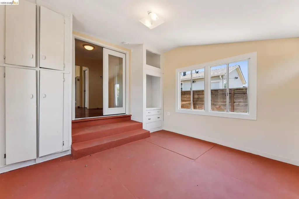 2879 Rheem Avenue Richmond CA 94804