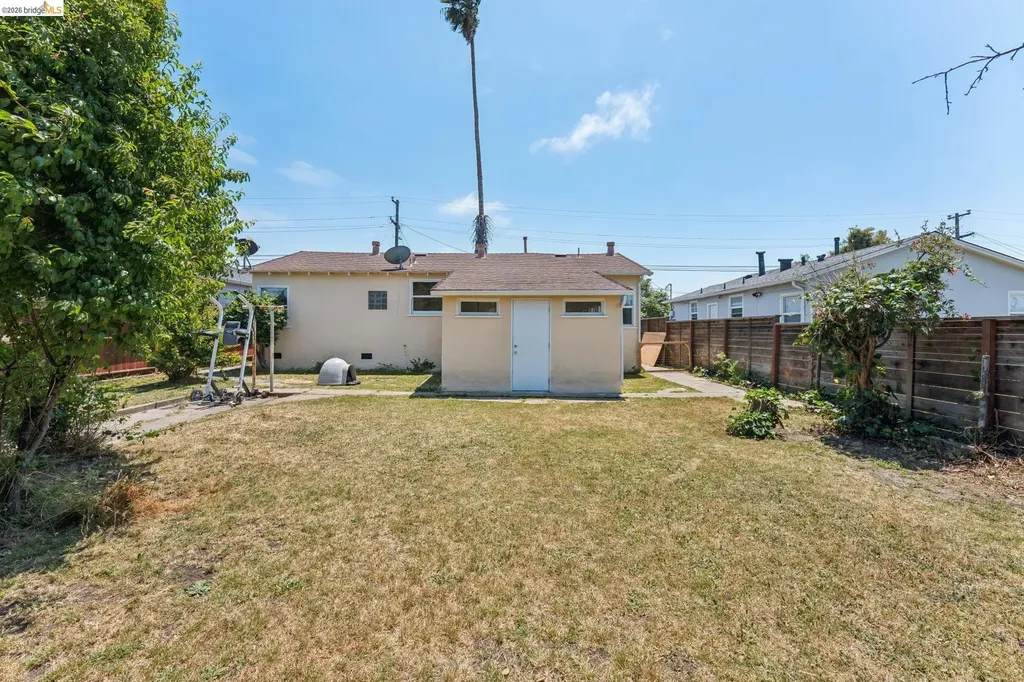 2879 Rheem Avenue Richmond CA 94804
