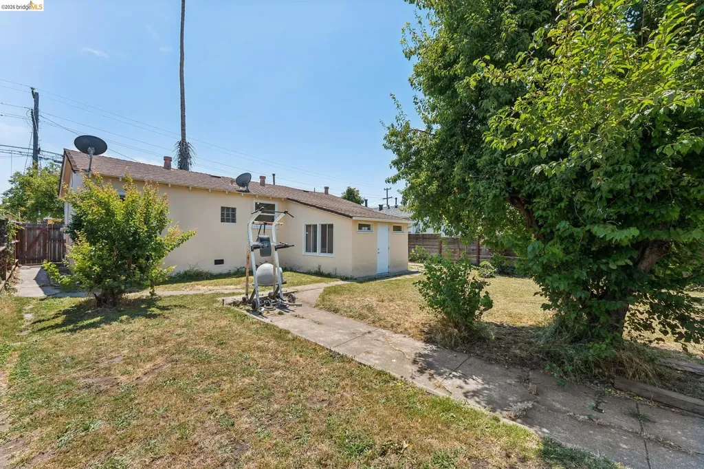 2879 Rheem Avenue Richmond CA 94804