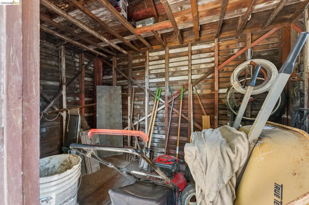 2879 Rheem Avenue Richmond CA 94804