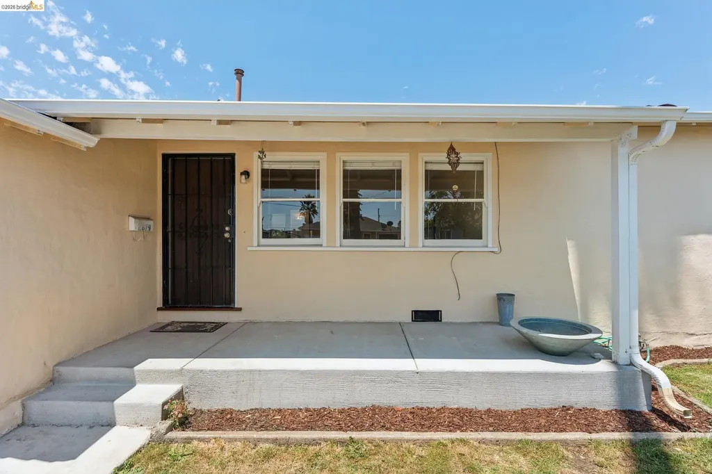 2879 Rheem Avenue Richmond CA 94804