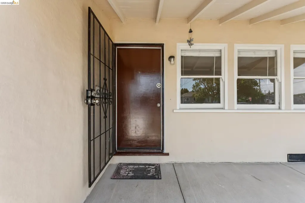 2879 Rheem Avenue Richmond CA 94804