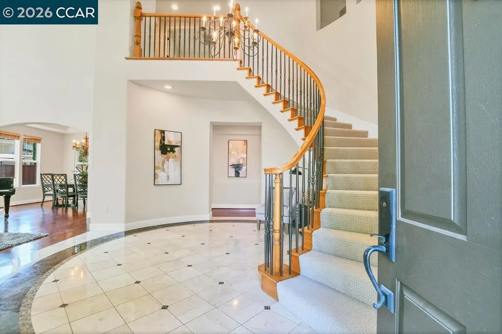 1077 Laguna Creek Lane Pleasanton CA 94566