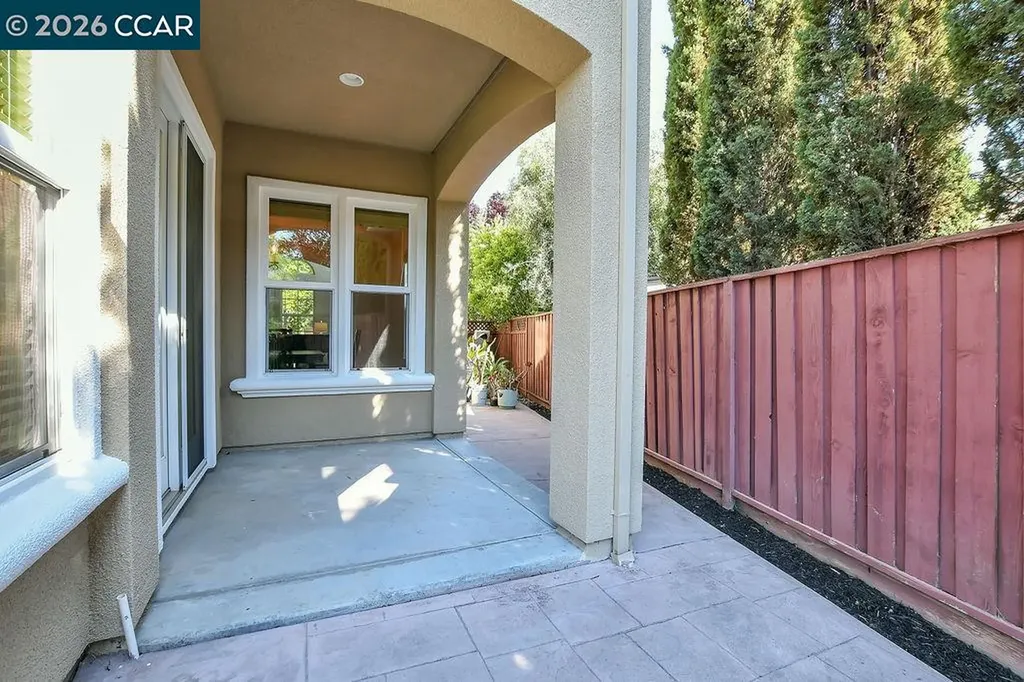 1077 Laguna Creek Lane Pleasanton CA 94566
