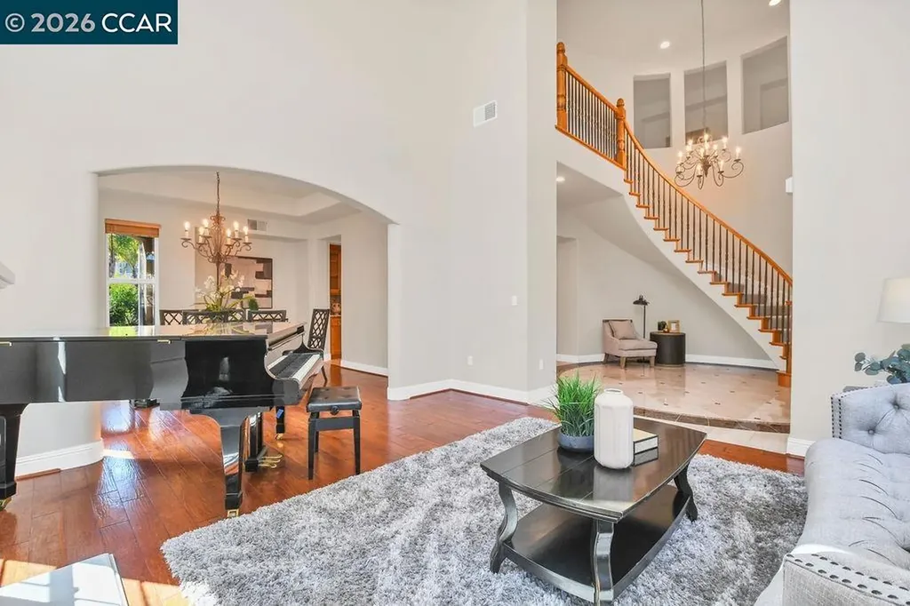 1077 Laguna Creek Lane Pleasanton CA 94566