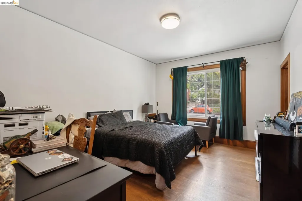 3271 Kempton Avenue Oakland CA 94611
