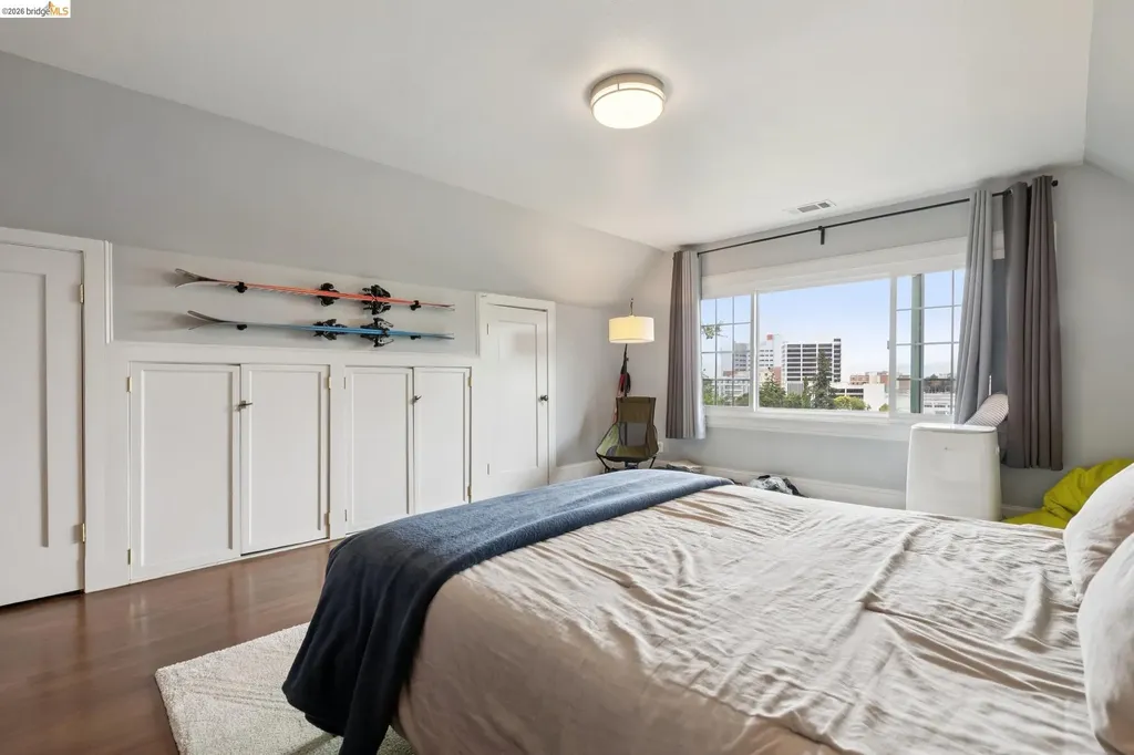 3271 Kempton Avenue Oakland CA 94611