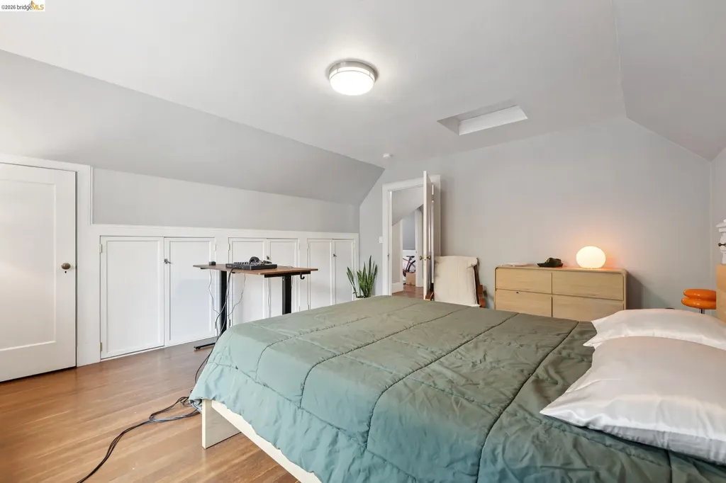 3271 Kempton Avenue Oakland CA 94611