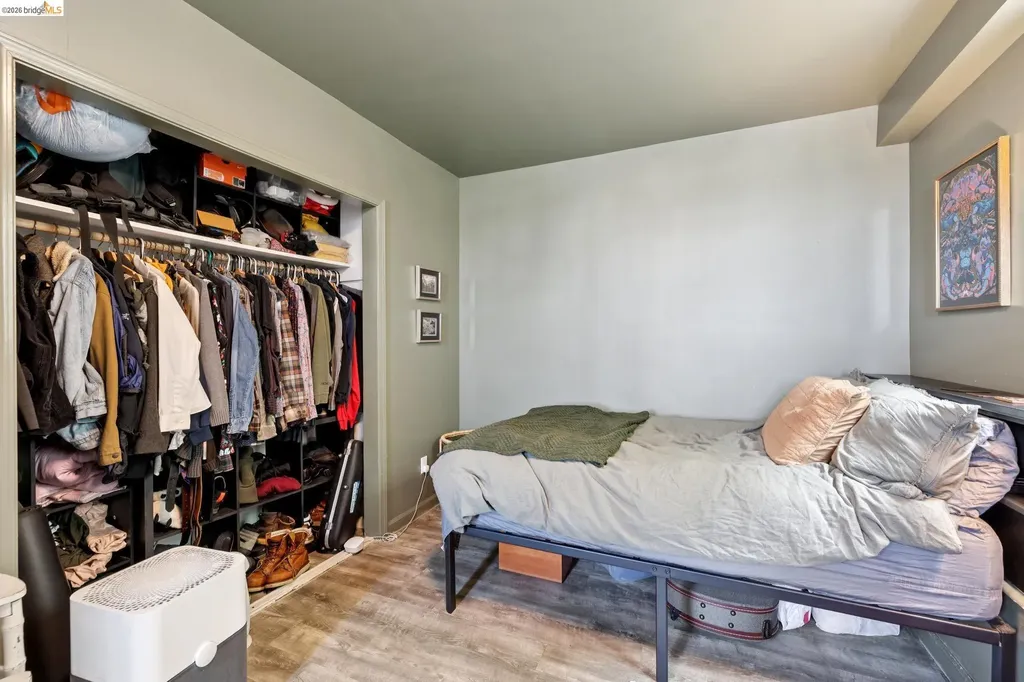 3271 Kempton Avenue Oakland CA 94611