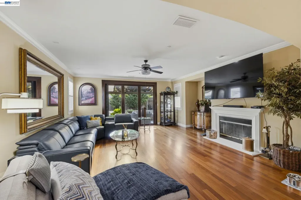 2267 Robinson Circle Livermore CA 94550