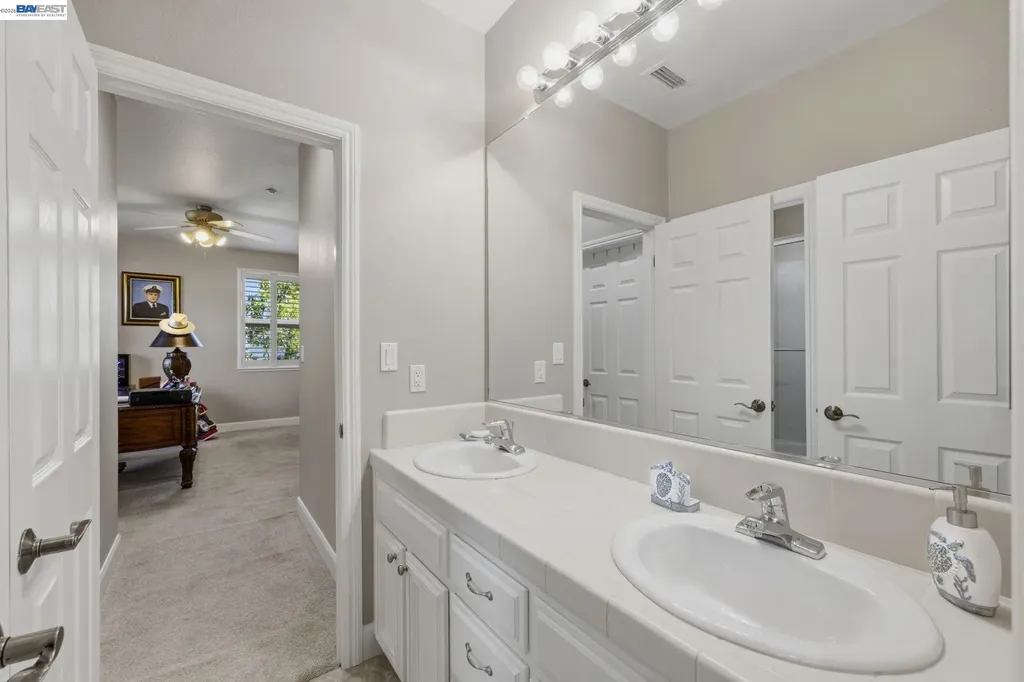 2267 Robinson Circle Livermore CA 94550