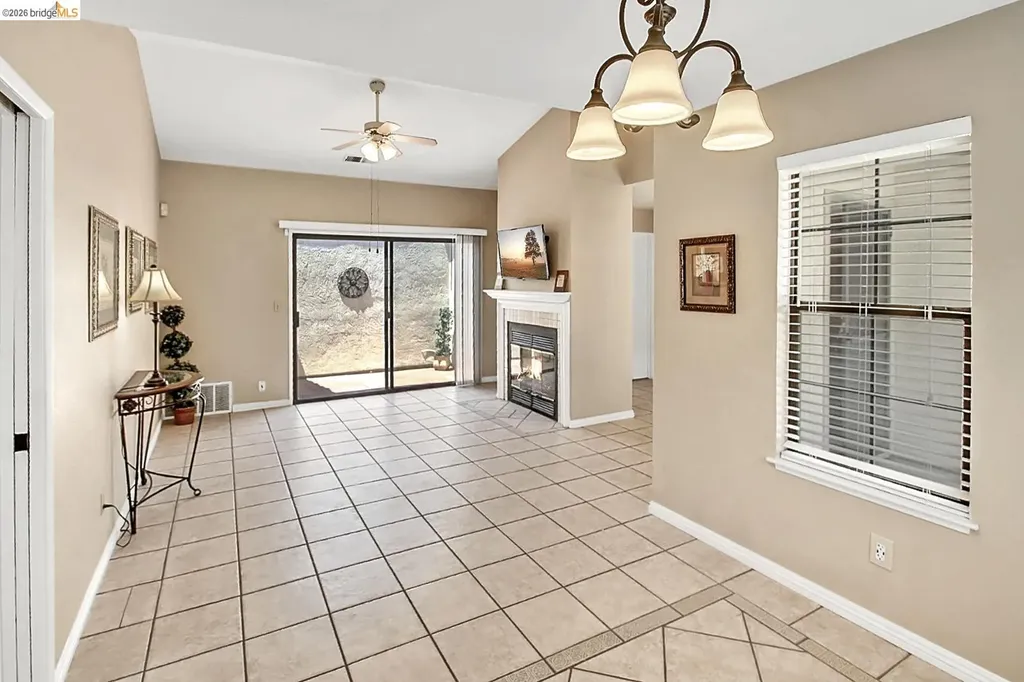 1824 Hamburg Street Oakley CA 94561