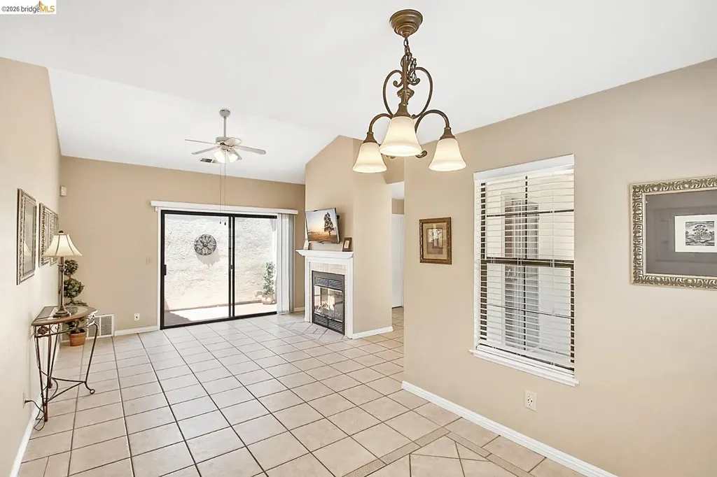 1824 Hamburg Street Oakley CA 94561