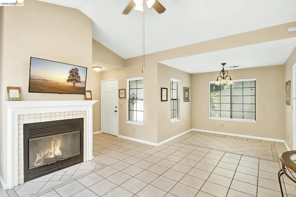 1824 Hamburg Street Oakley CA 94561