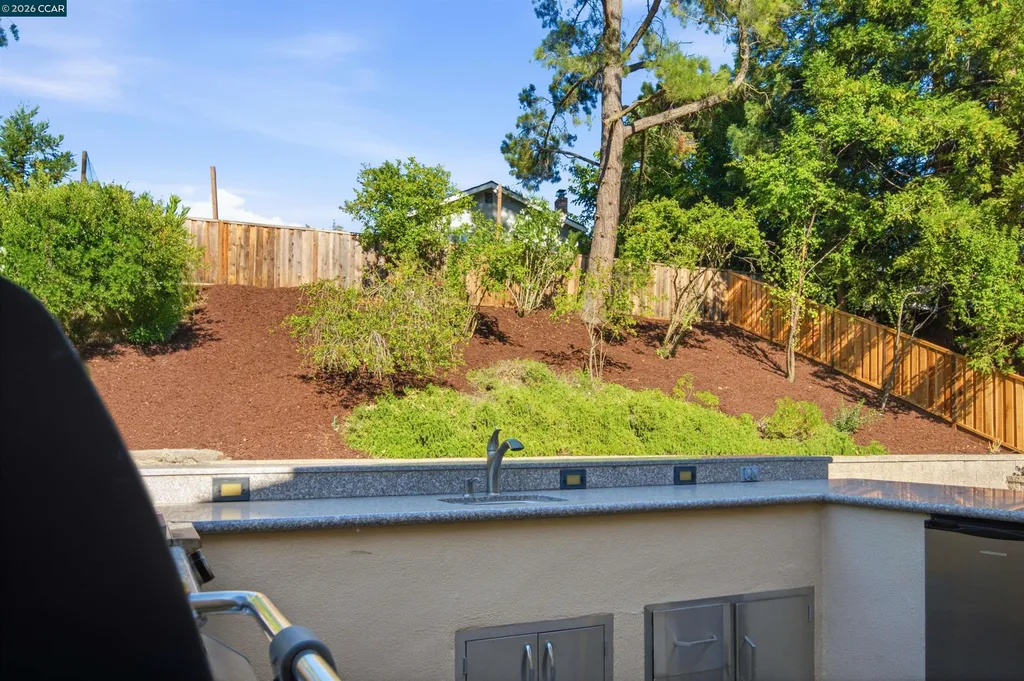 385 Century Circle Danville CA 94526