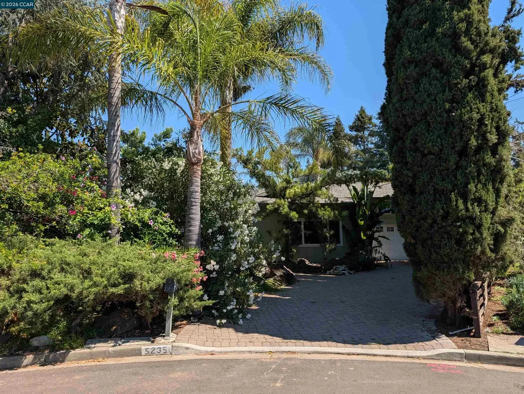5235 La Corte Bonita Concord CA 94521