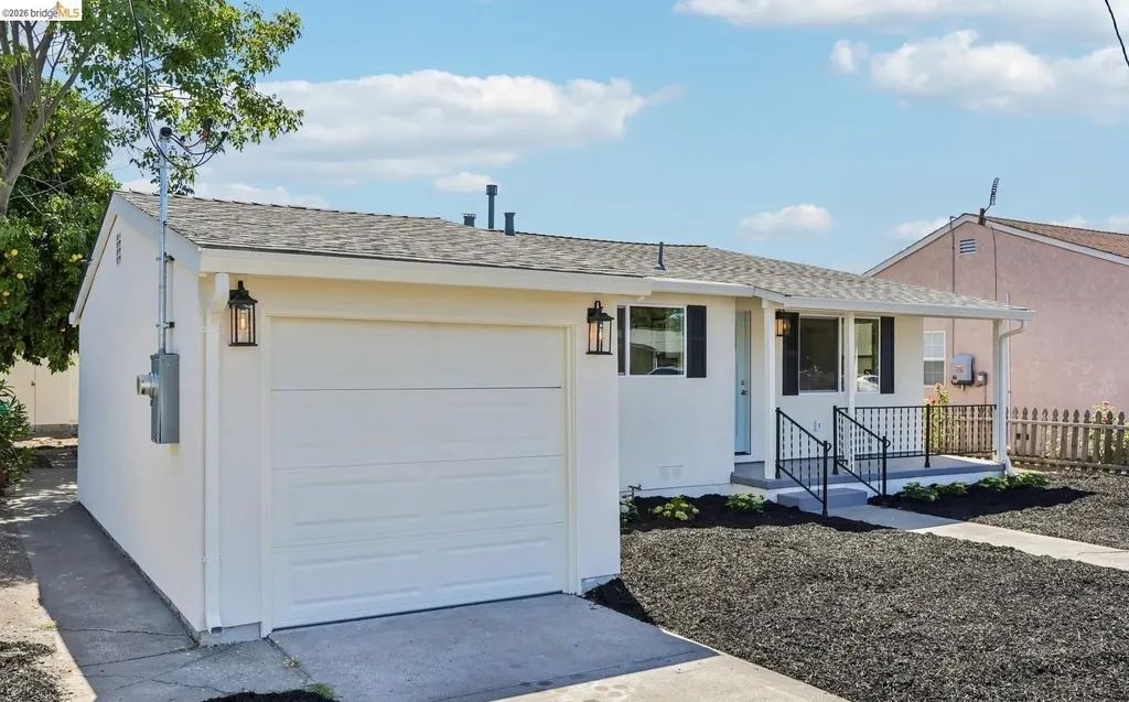 887 Linnea Avenue Ashland CA 94580