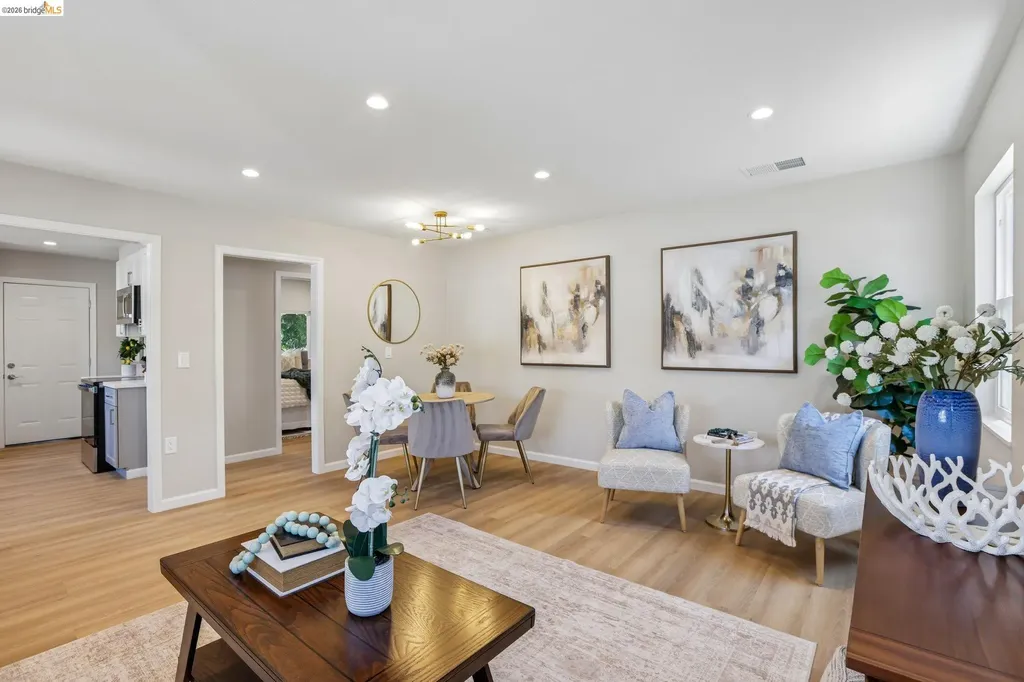 887 Linnea Avenue Ashland CA 94580