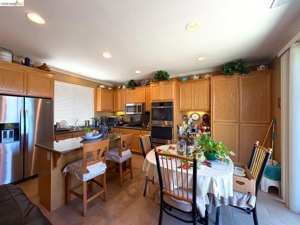 2084 Schell Mountain Way Antioch CA 94531