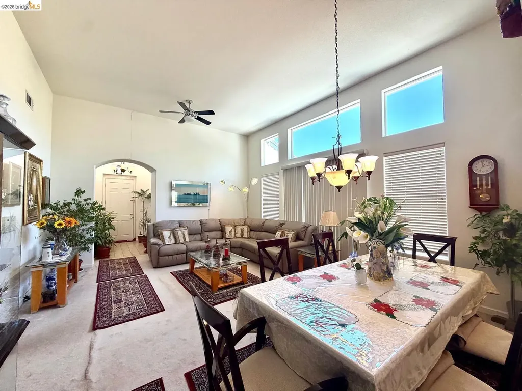 2084 Schell Mountain Way Antioch CA 94531