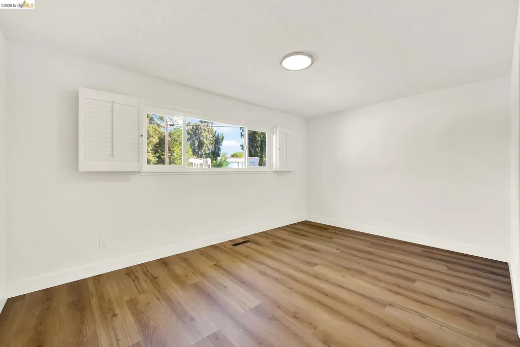 8 Lake Drive Antioch CA 94509
