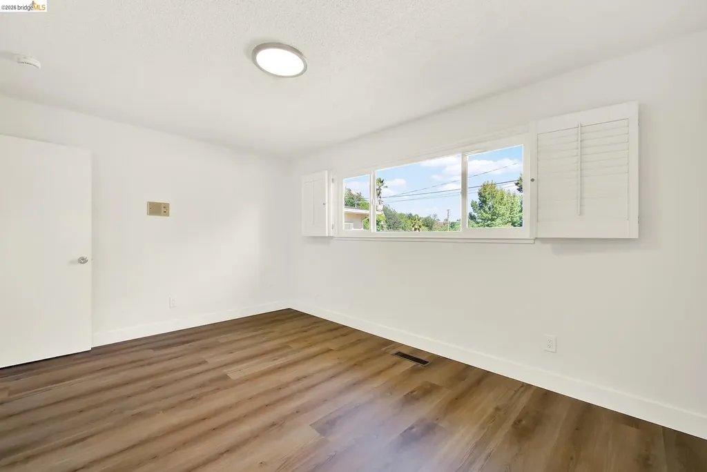 8 Lake Drive Antioch CA 94509