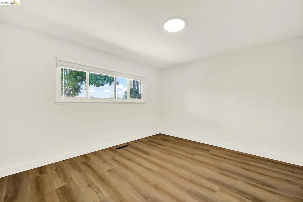 8 Lake Drive Antioch CA 94509