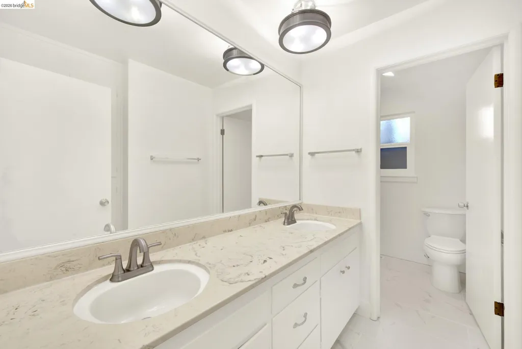 8 Lake Drive Antioch CA 94509