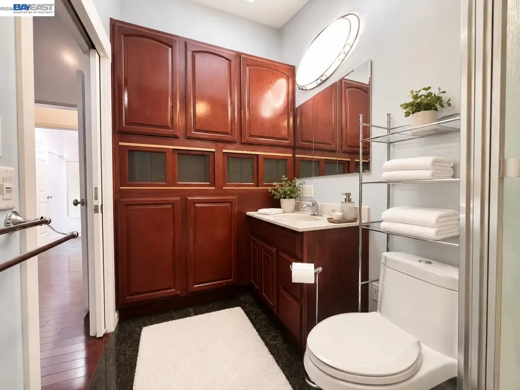 3325 Macarthur Boulevard Oakland CA 94602